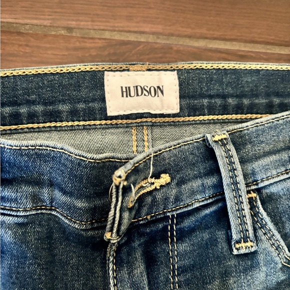 Hudson Natalie MidRise Jeans Sz 26 - Picture 4 of 6